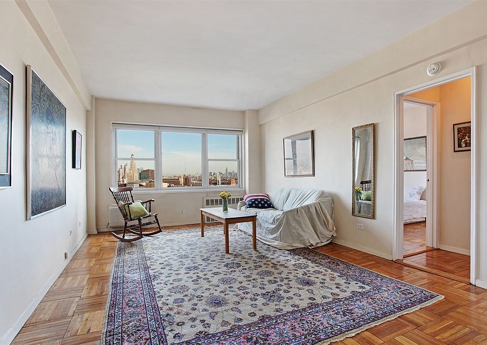 1st image of 10 Plaza St E APT 10F