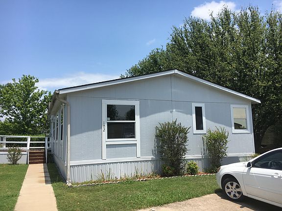 2nd image of 103 Glen Knoll Dr