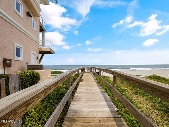 3rd image of 205 SEASIDE VISTA Court