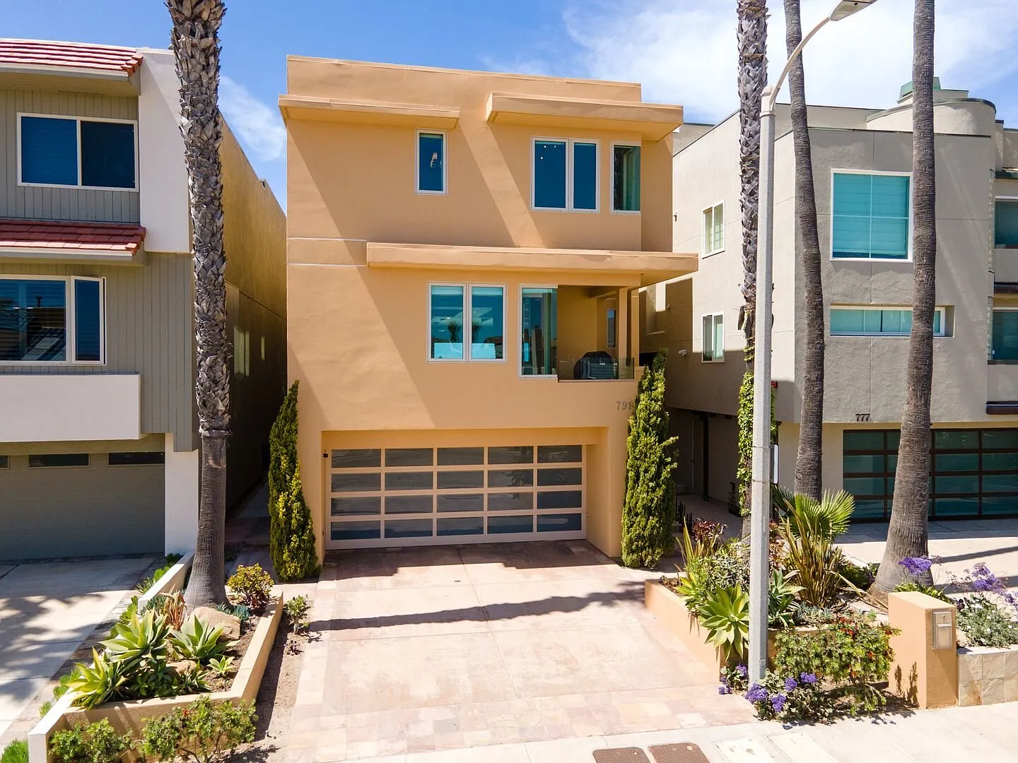 791m-Mandalay Melody | Furnished — Photo 4