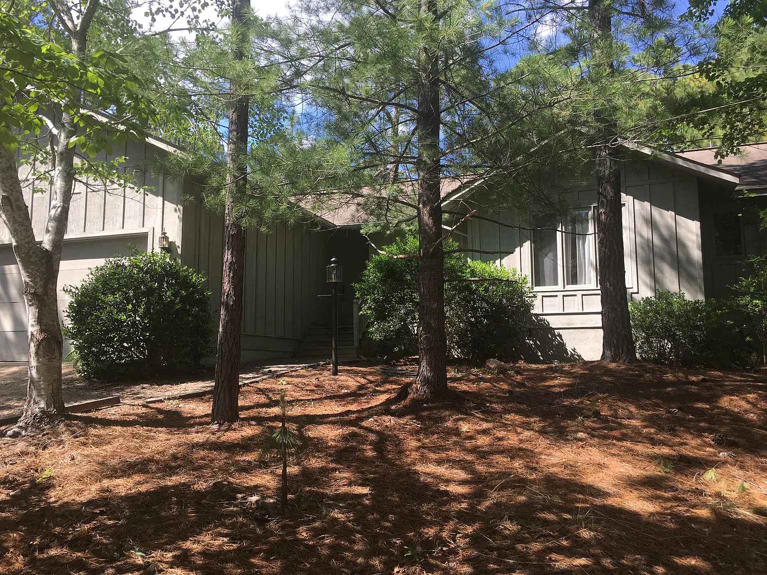 3 bed, 1536 sqft, $2,000 — Photo 1