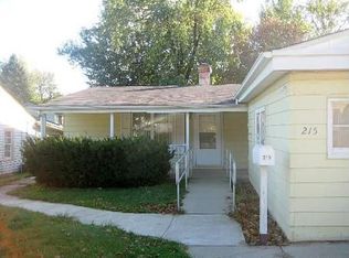 215 W Hawley St, Mundelein, IL