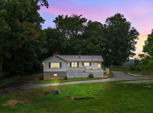 374 Old Ridge Ln, Greeneville, TN 37745