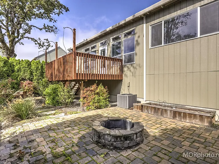12840 SW Harlequin Dr — Photo 25