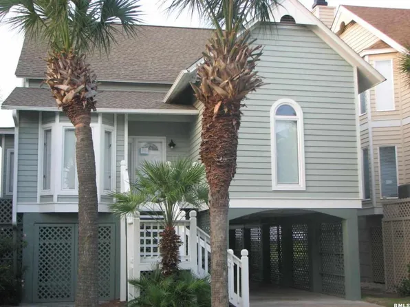 325 Ocean Point Dr, Fripp Island, SC 29920