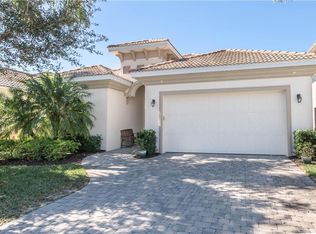 1494 Serrano Cir, Naples, FL 34105