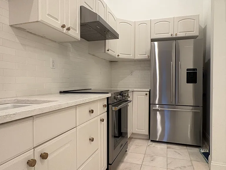 20 Greenough Pl #1 — Photo 14