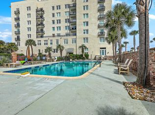 1 King St APT 601, Charleston, SC 29401