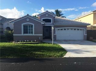 15925 SW 83rd Ter, Miami, FL 33193