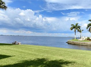 1 Colony Point Dr, Punta Gorda, FL 33950