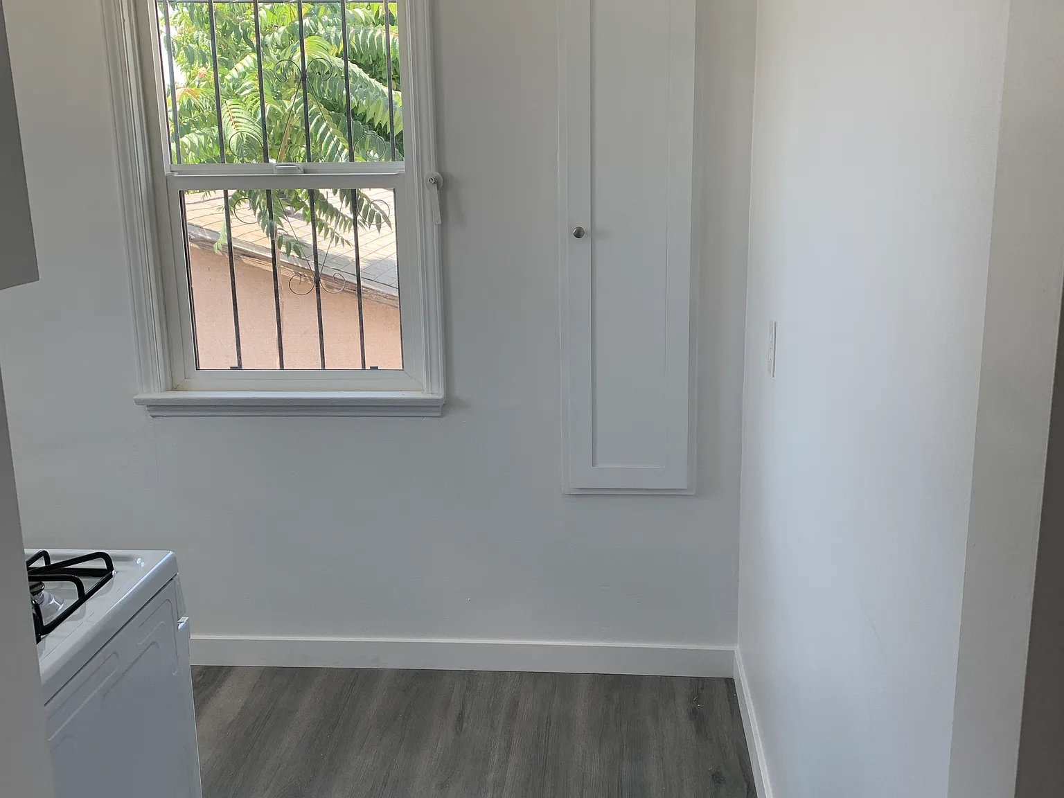 Studio, 325 sqft, $1,350 — Photo 4