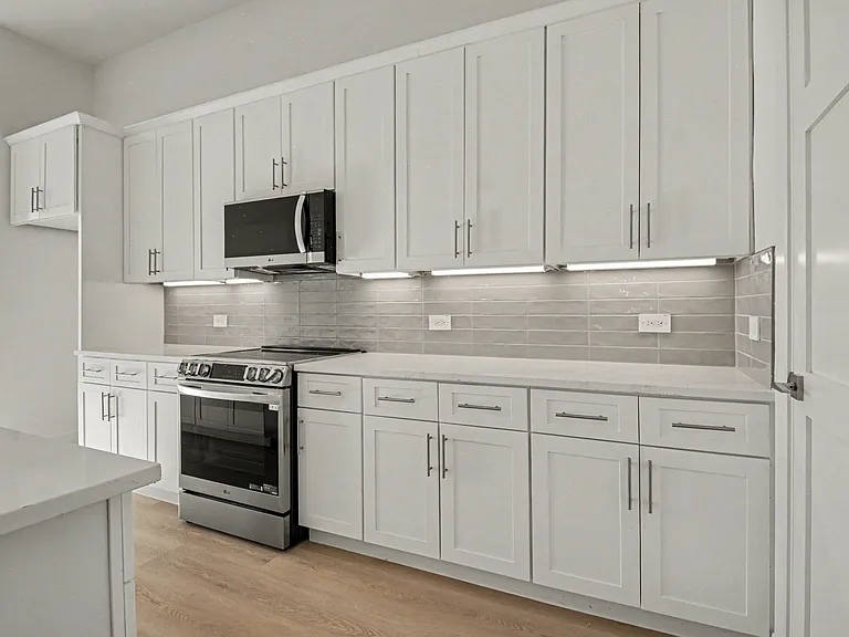 13551 Goodland St — Photo 25