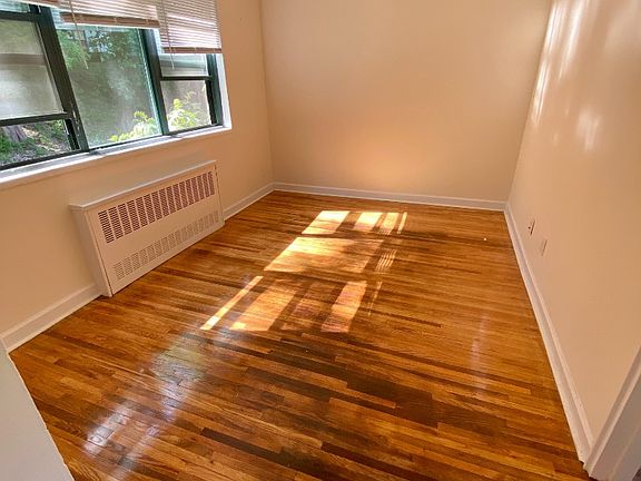 5th image of 81 Beacon Hill Dr #3K1