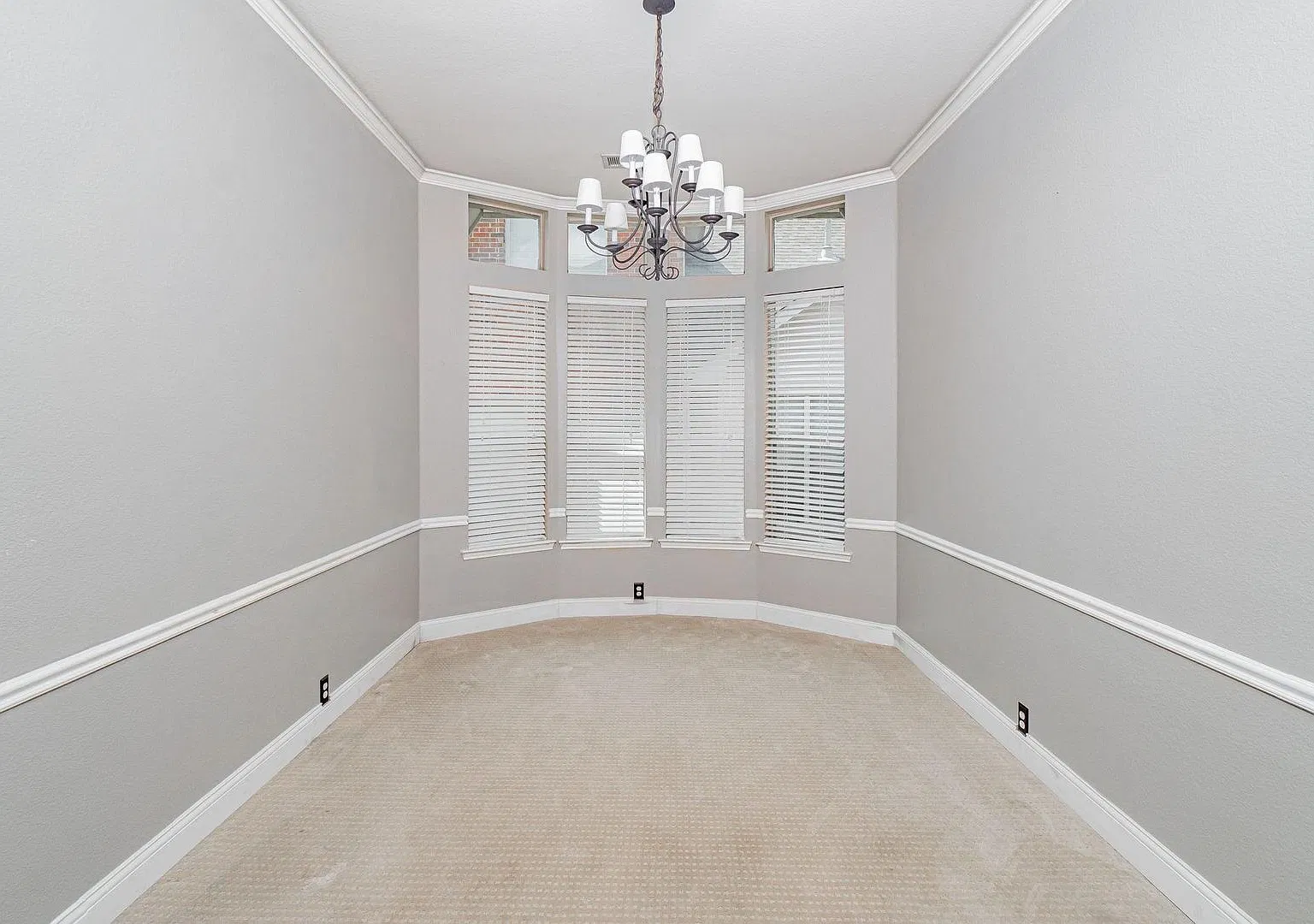 A must see Frisco home over 2200 sqft!! — Photo 3