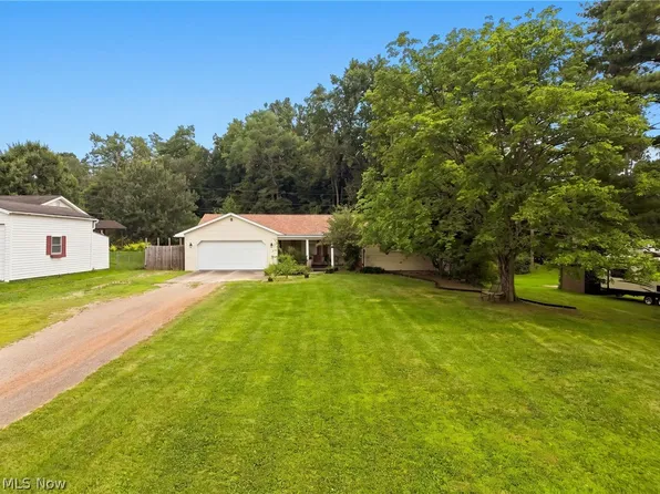 3985 Valley View Rd, Zanesville, OH 43701