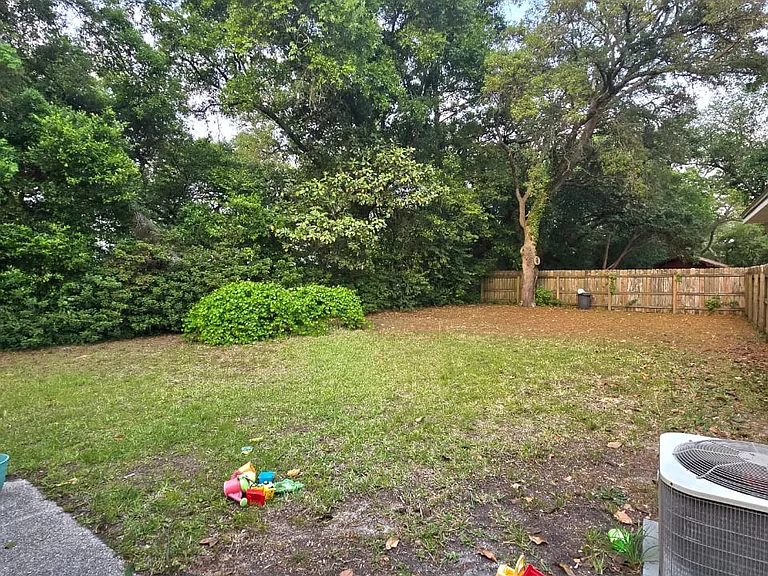 229 Bayou Woods Dr — Photo 35