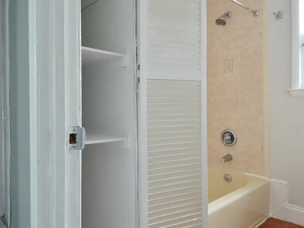 48 Humphrey Avenue image 18 of 19