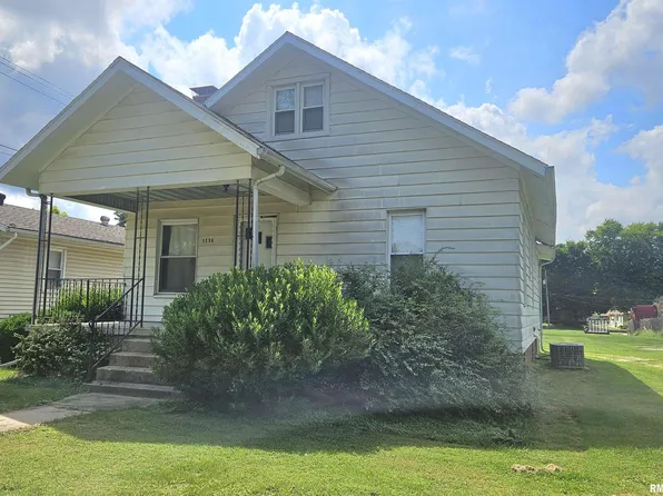 1256 S Main St, Canton, IL 61520