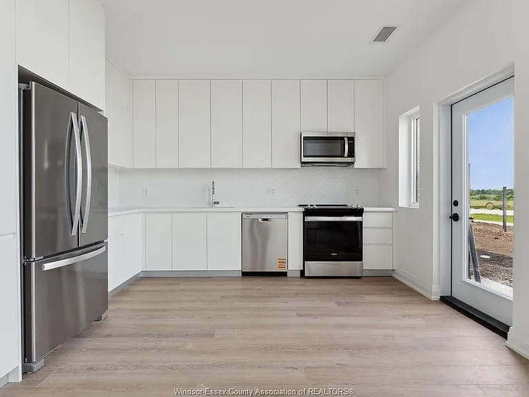 4300 Laurier Pkwy #222 — Photo 5