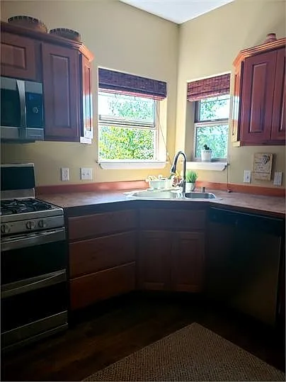 15284 Savik Ln — Photo 15