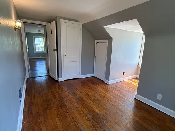 182 Woodland St, Meriden, CT 06451