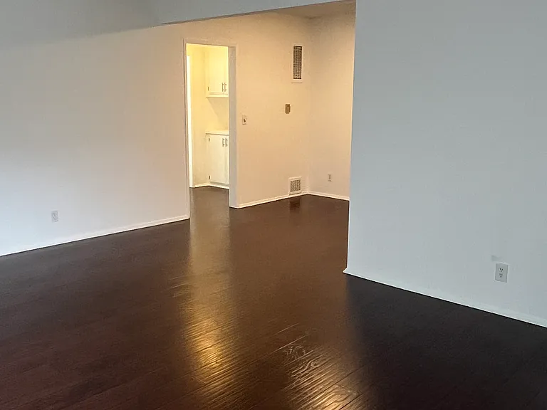 12424 Texas Ave — Photo 7