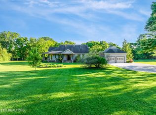 322 River Ford Rd, Maryville, TN 37804