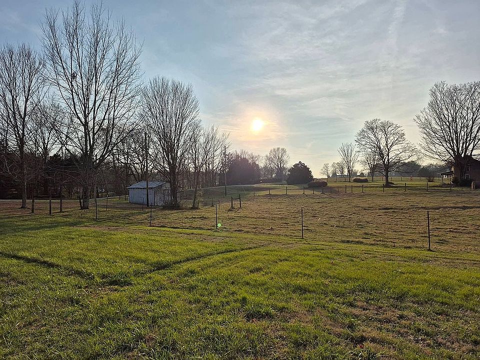 2nd image of 4123 Peters Creek Rd