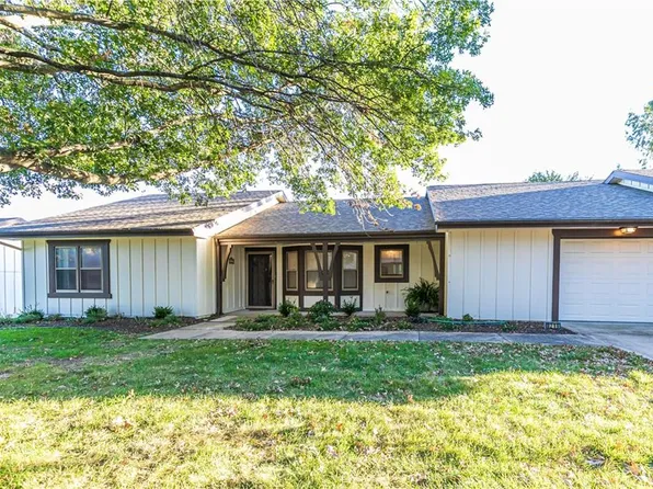 8219 E 189th Ter, Belton, MO 64012