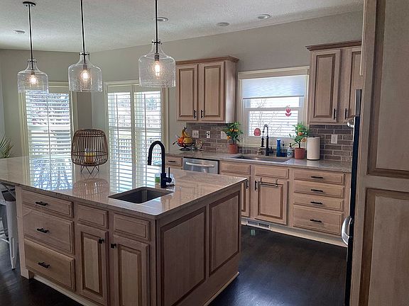 2nd image of 4158 Forestridge Dr