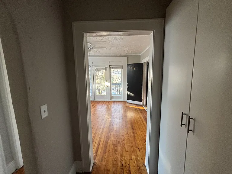 996 Greenwood Ave NE #7 — Photo 9