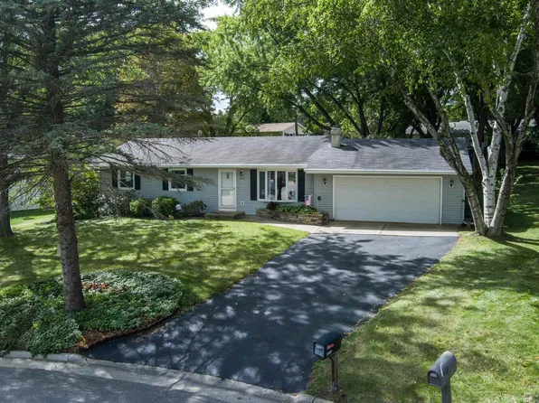 1318 Harrison Court, Stoughton, WI 53589