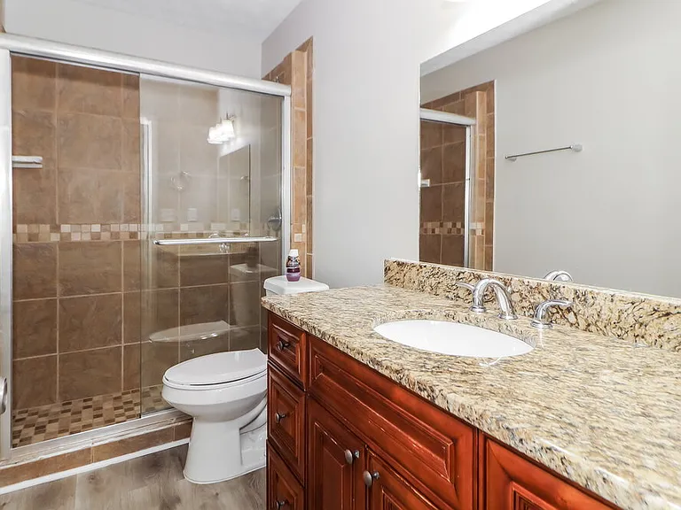 2950 Northcliff Dr — Photo 18