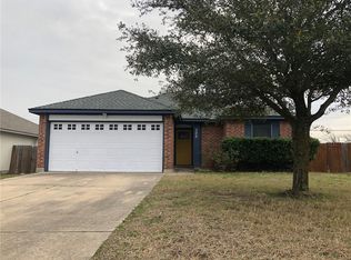 300 Dana Dr, Hutto, TX 78634