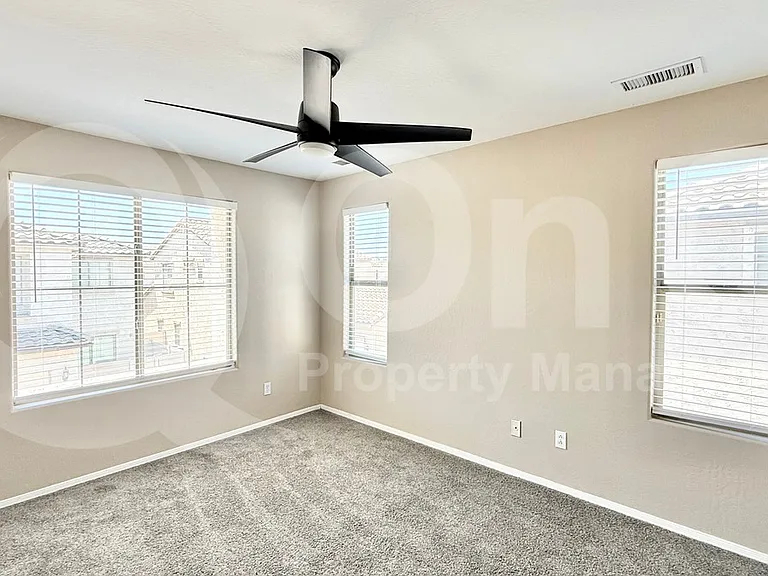 8306 W Sheridan St — Photo 10