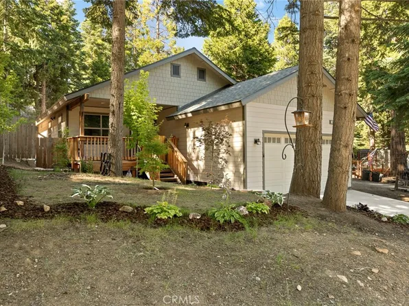 31410 Pinehurst Dr, Running Springs, CA 92382