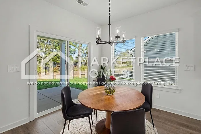 4 bed, 2.0 bath, 1835 sqft, $2,295 — Photo 4