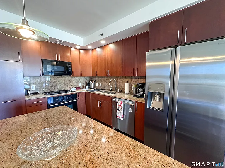 1 Broad St #12B — Photo 10