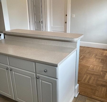4th image of 157 Claremont 58 North Will #2