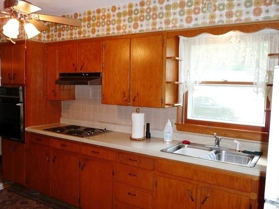 5th image of 218 Dallas St