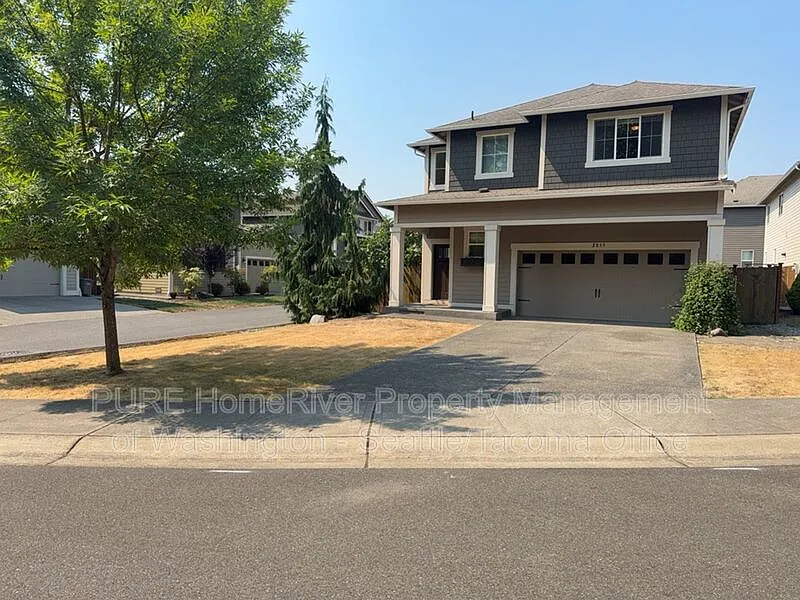 4 bed, 2.5 bath, 2501 sqft, $3,300 — Photo 1