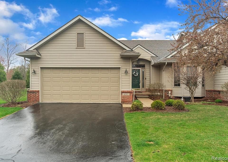 6252 Northridge Hills Dr, Brighton, MI 48116 Zillow