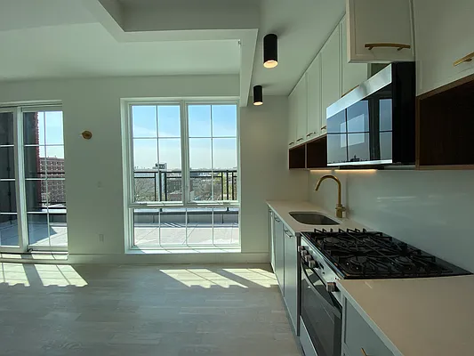 Rented by Rennit Inc. | media 30