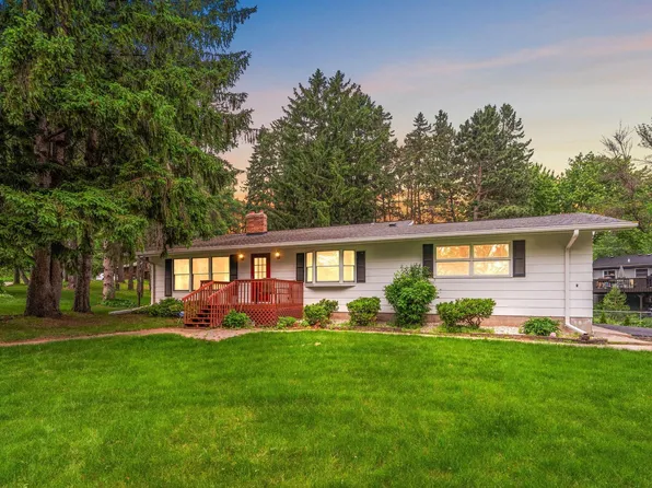 524 Brick St S, Stillwater, MN 55082