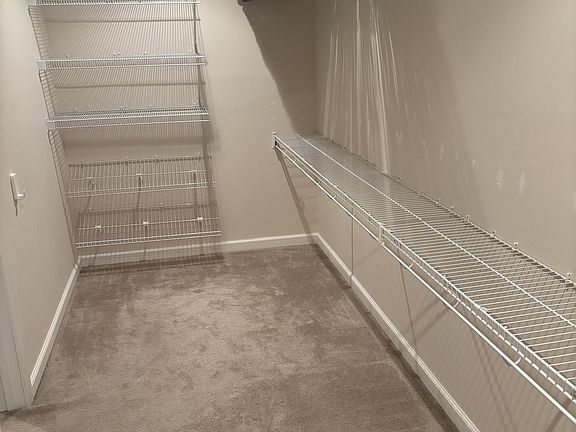 5th image of 30 Chocklett Ln
