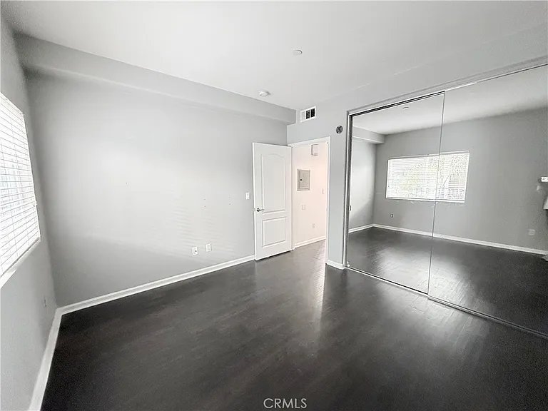3401 S Bentley Ave #203 — Photo 16