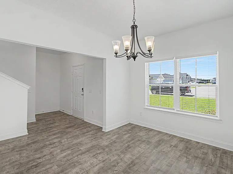 40 Rimes Ave SE — Photo 4