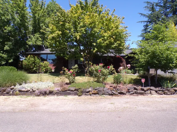 6331 SW Wilbard St, Portland, OR 97219