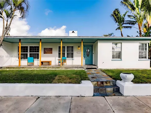 6115 Lake Ave, West Palm Beach, FL 33405