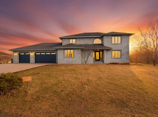 2166 E Detroit St, Superior, WI 54880